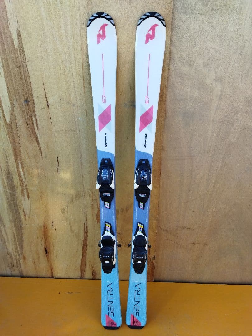 ノルディカ　Nordica 　スキー　板　sentra 130 水色