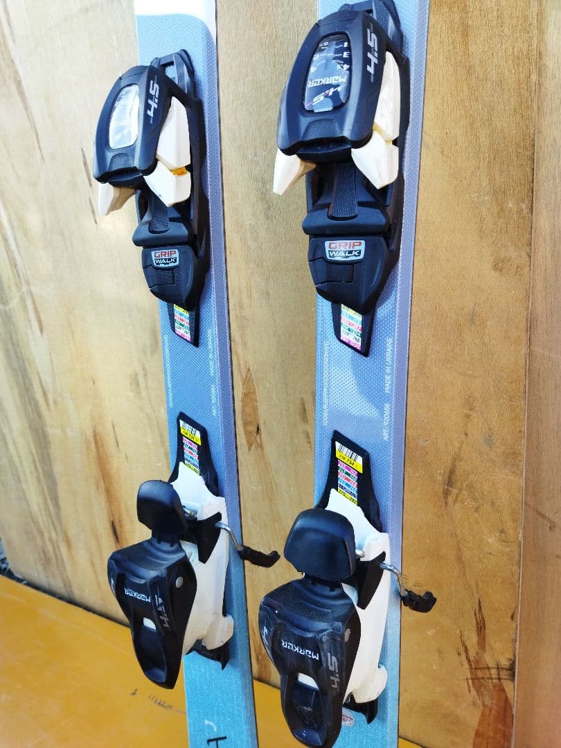 ノルディカ　Nordica 　スキー　板　sentra 130 水色