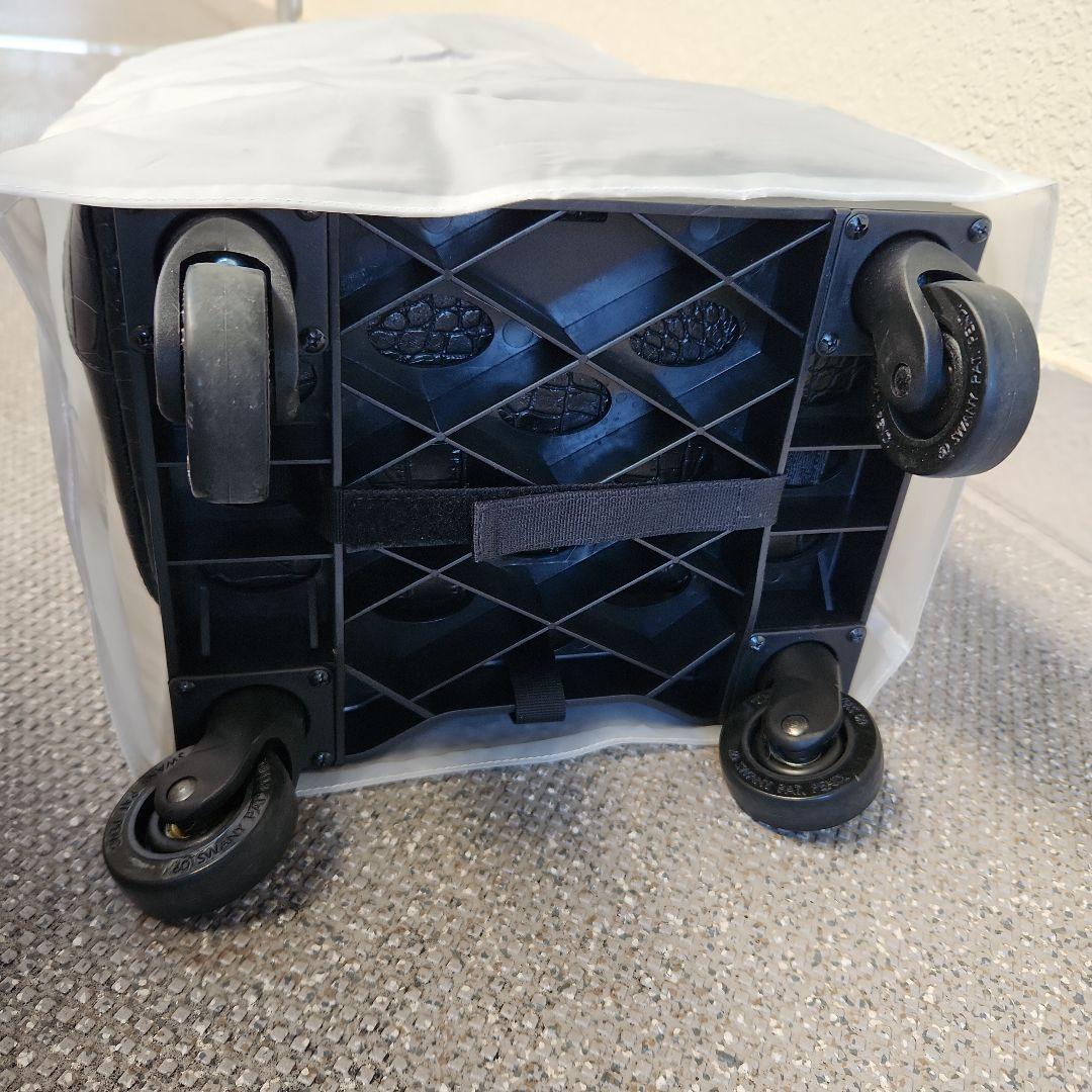 専用出品✩.*˚スワニー キャリーバッグ　キャリーカート クロコ型押し