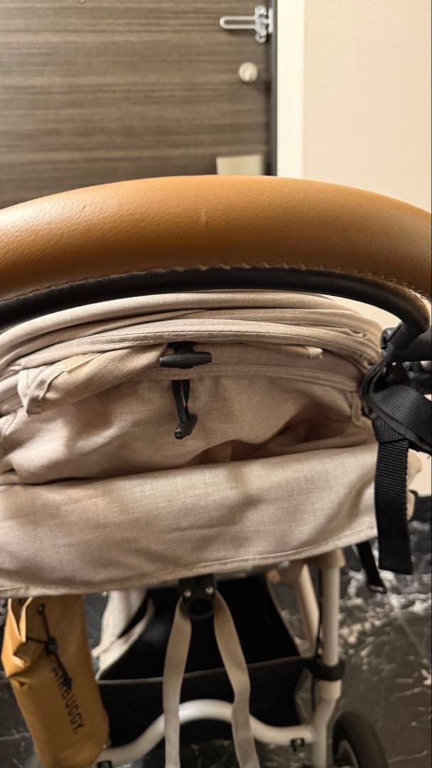 ロイロイエアバキーベビーカー