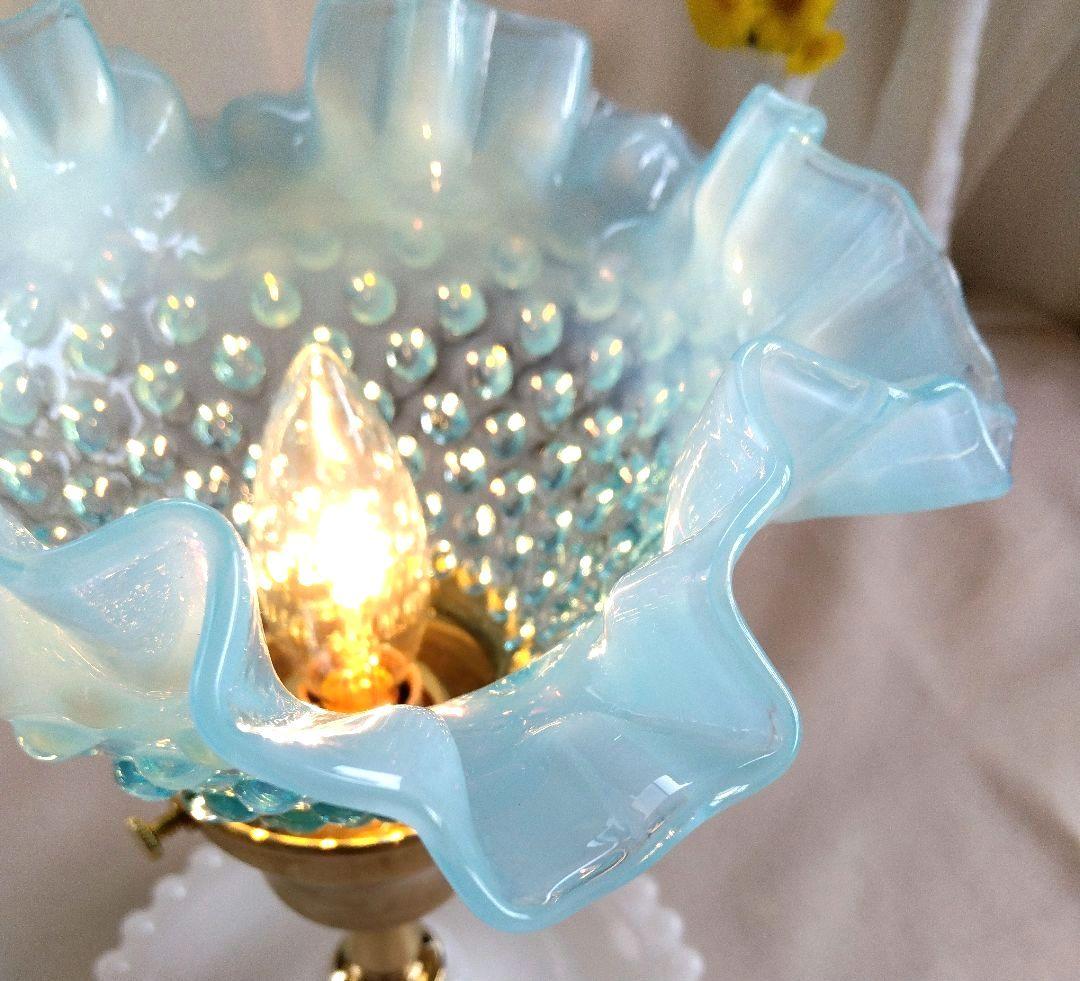 美☆フェントン ブルーオパールセント ホブネイル ブドワールランプ