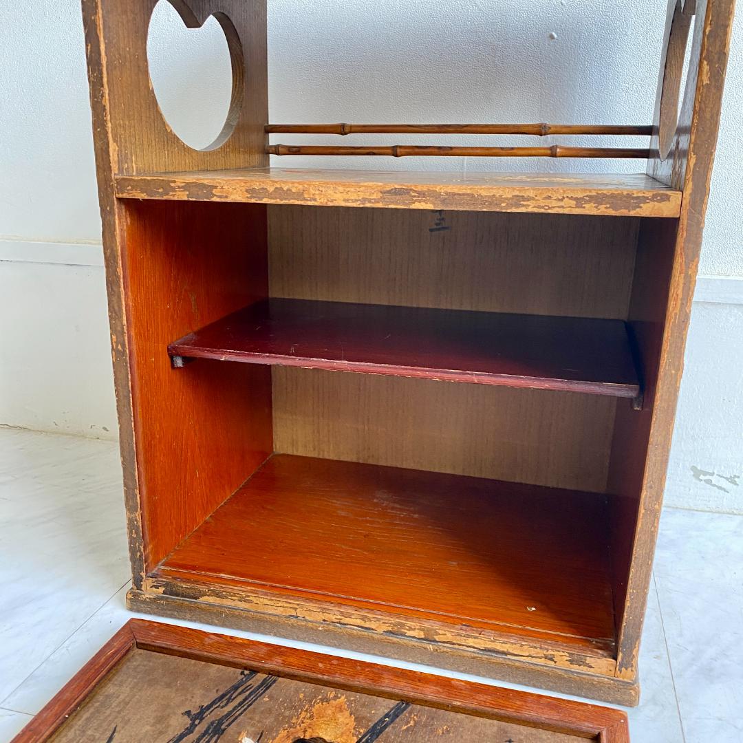 昭和レトロ 木製 飾り棚 小引き戸 竹絵 和風 キャビネット 花台 古道具