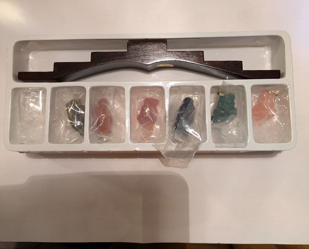 #総天然石　カラフル七福神台座付き!!