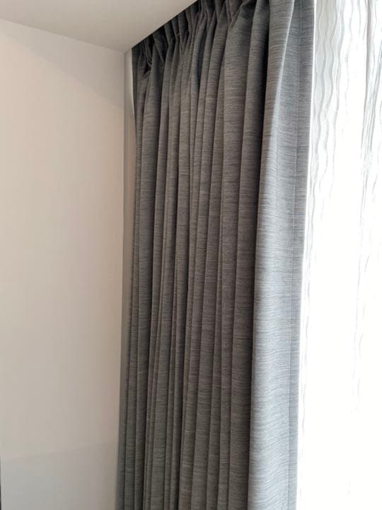 【未使用・即発送】新品KEYUKA 高級カーテン　形状記憶　2倍ひだ　グレー