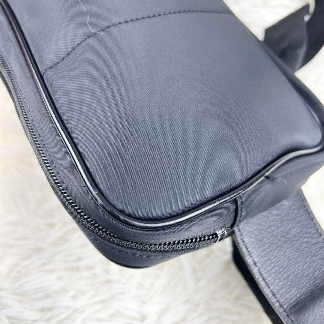 バーバリー ノバチェック　ボディバッグ　ショルダー 斜め掛け　Burberry