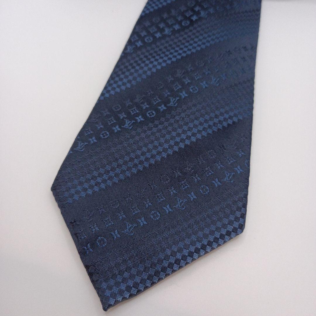 ルイヴィトン ネクタイ　モノグラム マイクロダミエ ネイビー