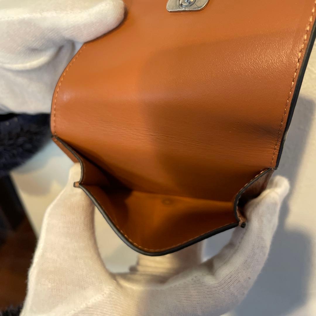 LOEWE ロエベ アナグラム トライフォールド 財布 ブラウン　三つ折り財布