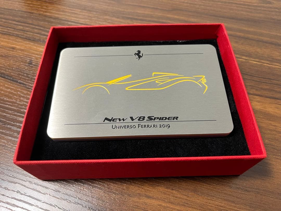 フェラーリ文鎮　Ferrari ペーパーウェイト