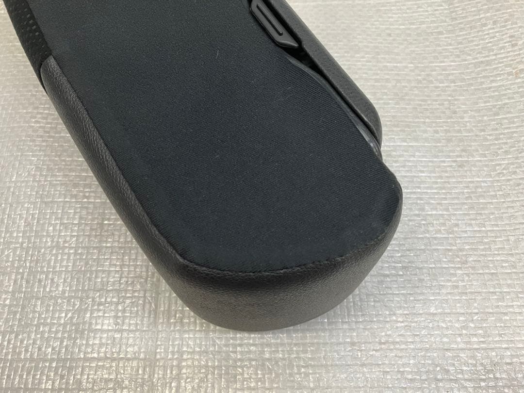 ♦︎ダイハツ★タントカスタムLA600S★純正アームレスト★レザー★