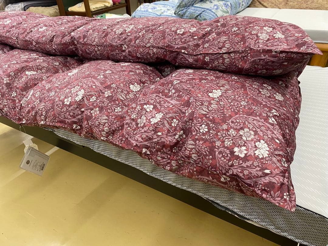 西川　羽毛掛け布団・リバクラブ　ハンガリー産グレーグースダウン９３%・シングル