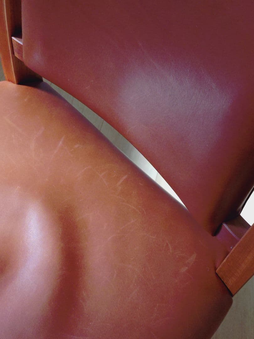 ウッドユウライクカンパニー　革張りチェア