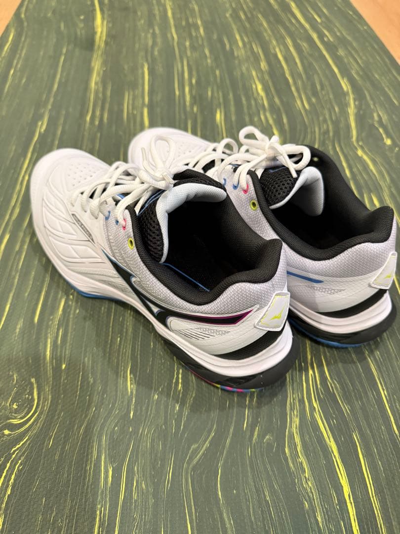 ミズノ　ウエーブファング2fit 新品26.5cm