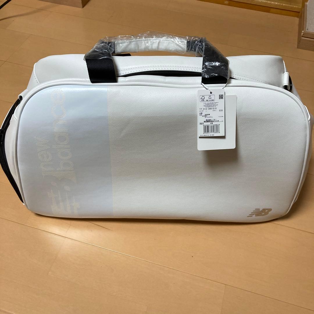 【りん】新品未使用　ボストンバッグ　new balance