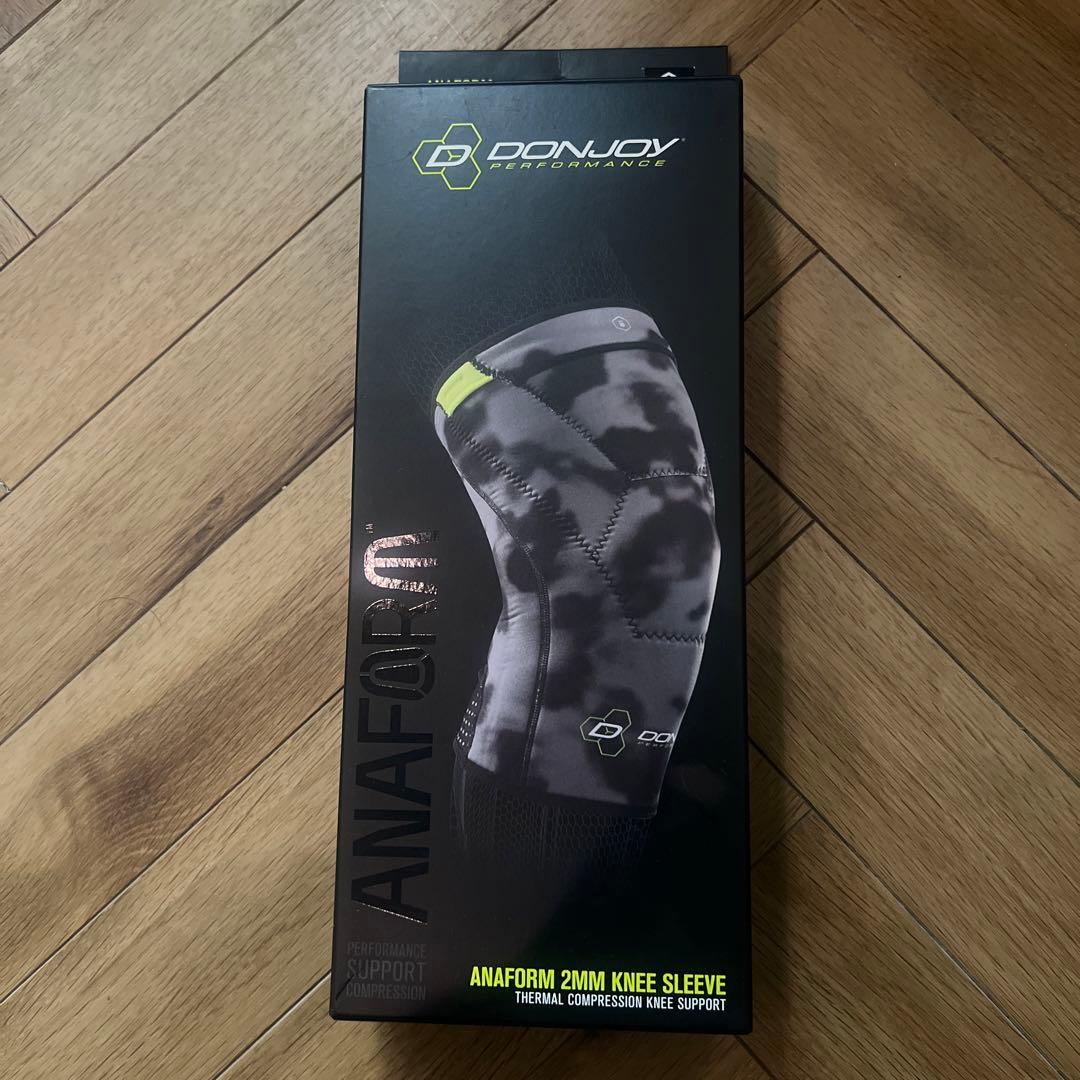 膝サポーターDonjoy