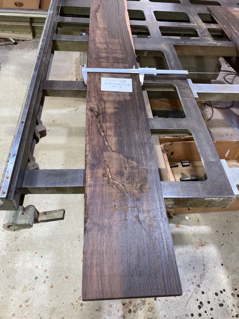 東南アジア産縞黒檀一枚板　190x1510x15mm 希少です