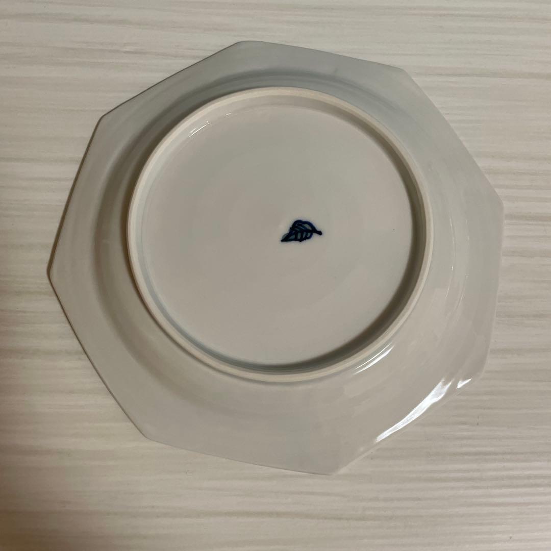 【新品未使用】米満麻子さん作　小菊唐草　八角皿　半磁器 九谷青窯 作家もの　2枚