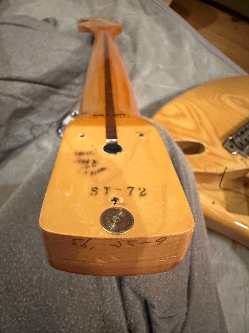 Fender japan Stratocaster 93年モデル　ST72