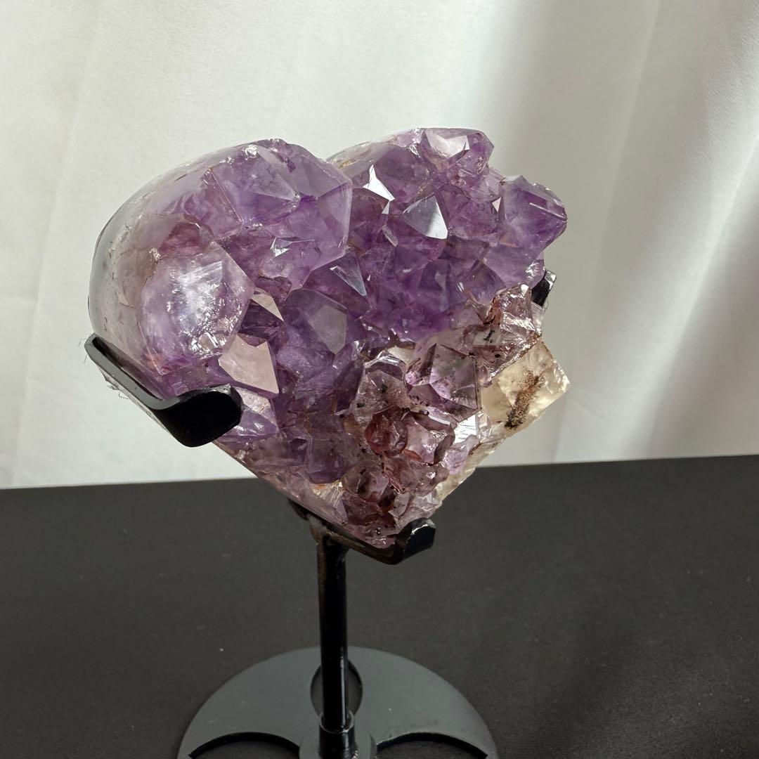 天然石カルサイト&ブラックトルマリン共生アメジストのハート　NO.070413