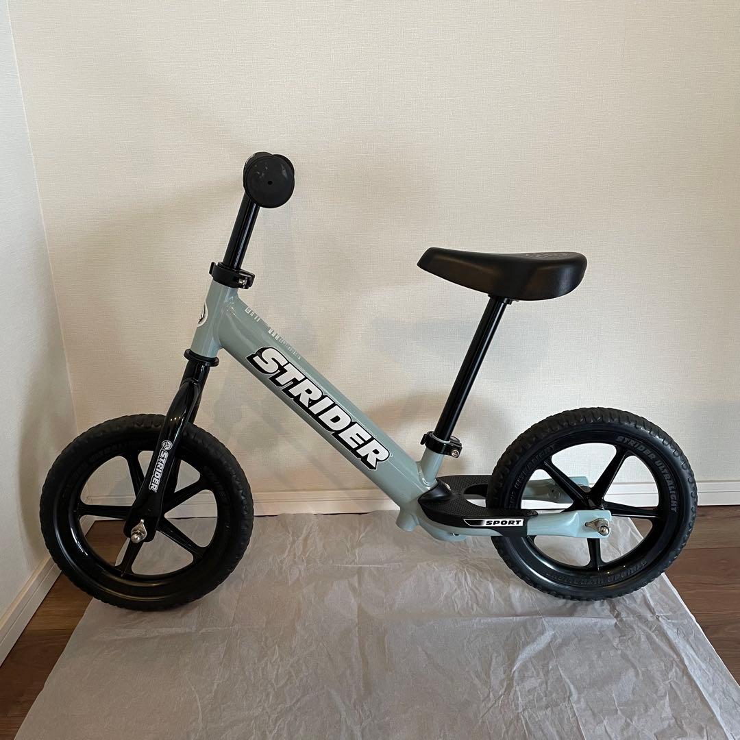 ストライダー　アイスブルー