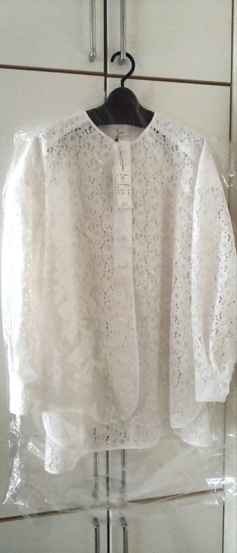 【新品☆タグ付き】yori レースオーバーサイズシャツ ホワイト