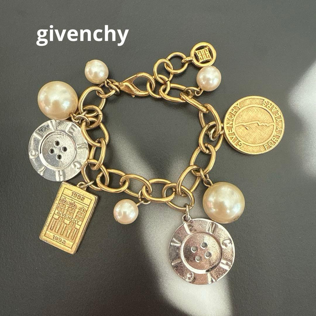 GIVENCHY ブレスレット