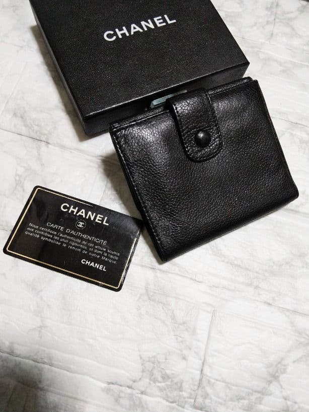 【美品】シャネル キャビア デカココマーク 財布