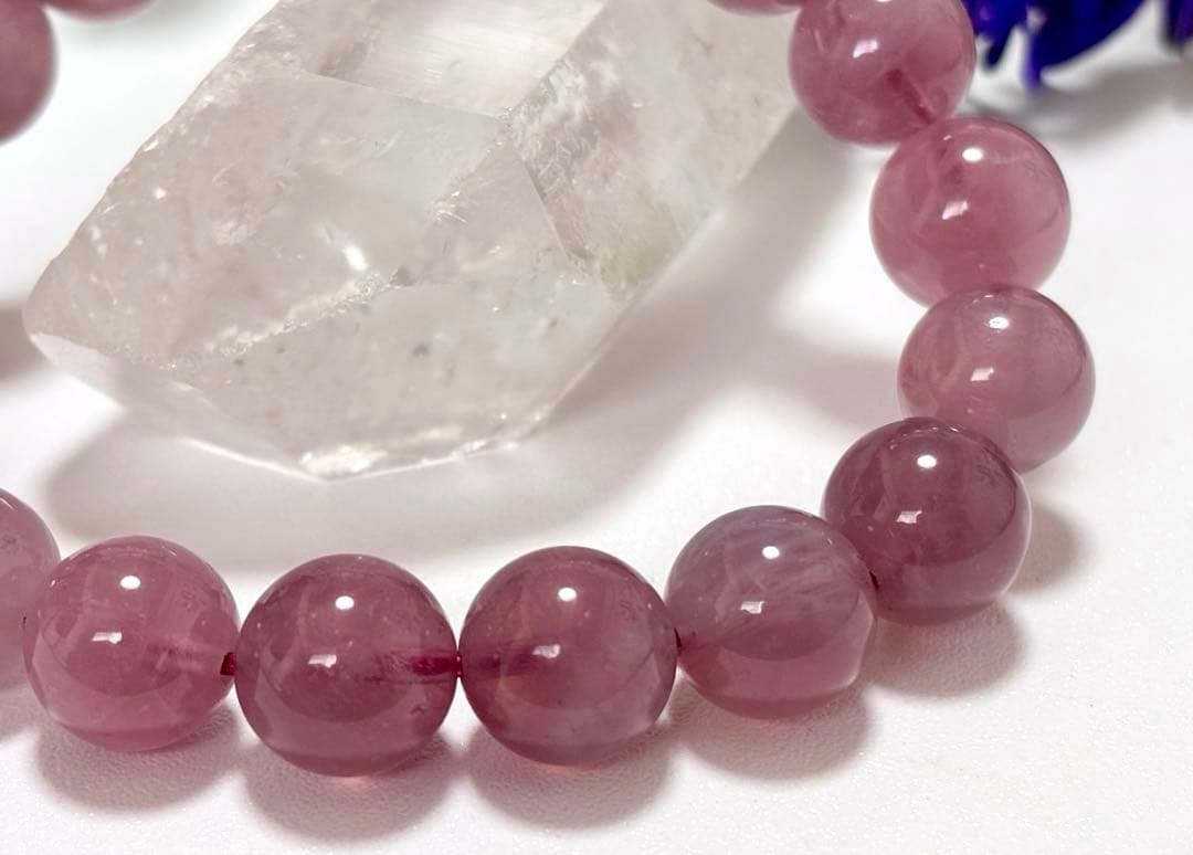 究極品質　愛と安らぎを象徴する宝石　幻のロイヤルパープルスターローズクォーツ