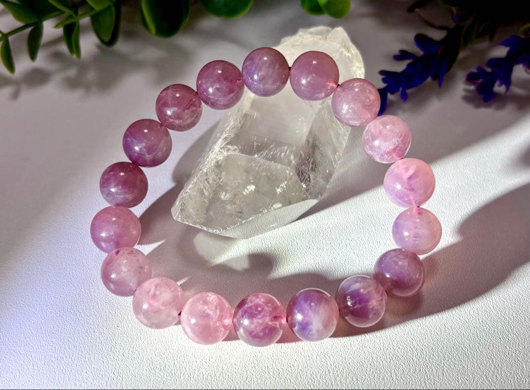 究極品質　愛と安らぎを象徴する宝石　幻のロイヤルパープルスターローズクォーツ