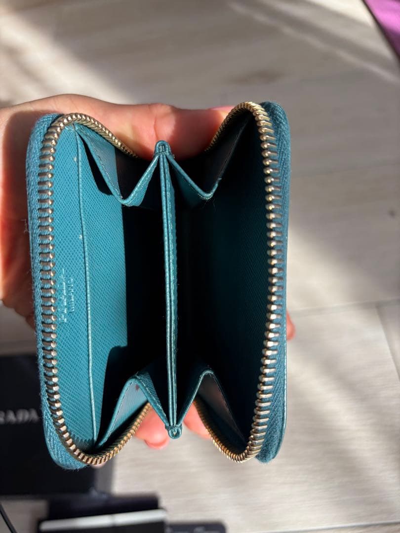 PRADA 二つ折り財布 美品