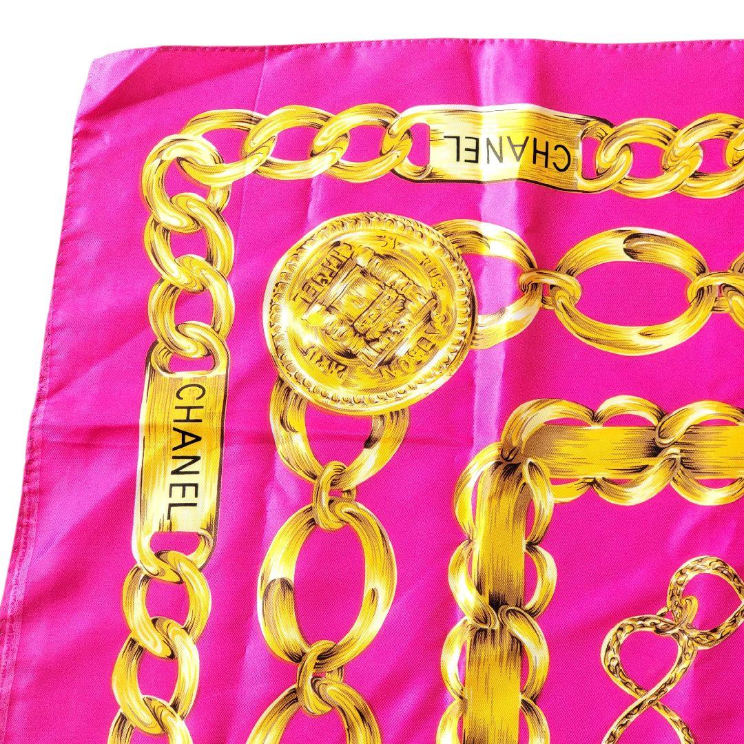 シャネル　大判スカーフ　シルク　ピンク ゴールドチェーン・ココマーク 88cm