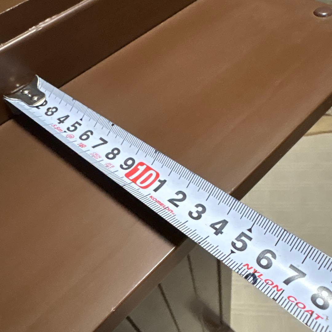 アンティーク調　窓枠デザイン木製パーテーション