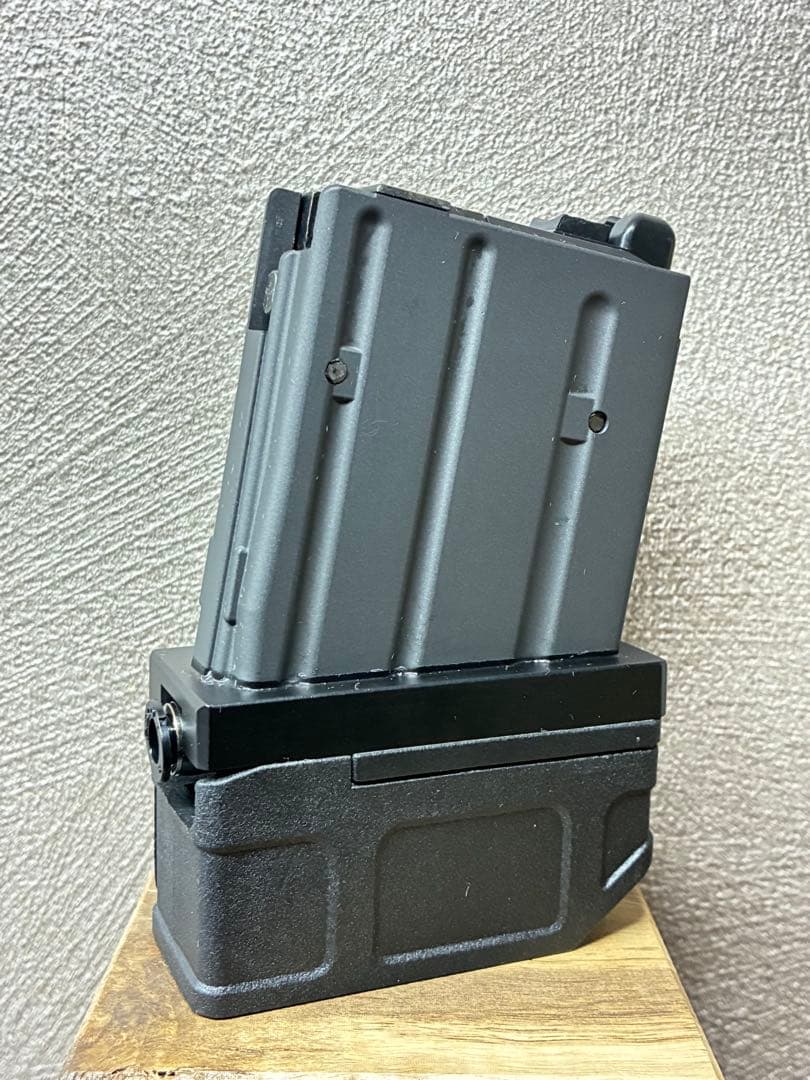 R7-33 東京マルイ GBB M4 マガジンアダプター 外部ソース仕様
