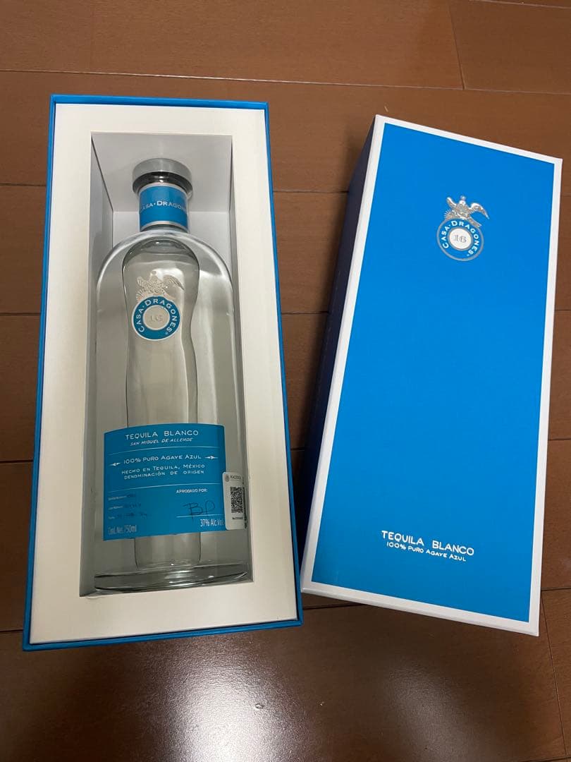 カーサ ドラゴネス ブランコ テキーラ 750ml (アルコール度数 40%