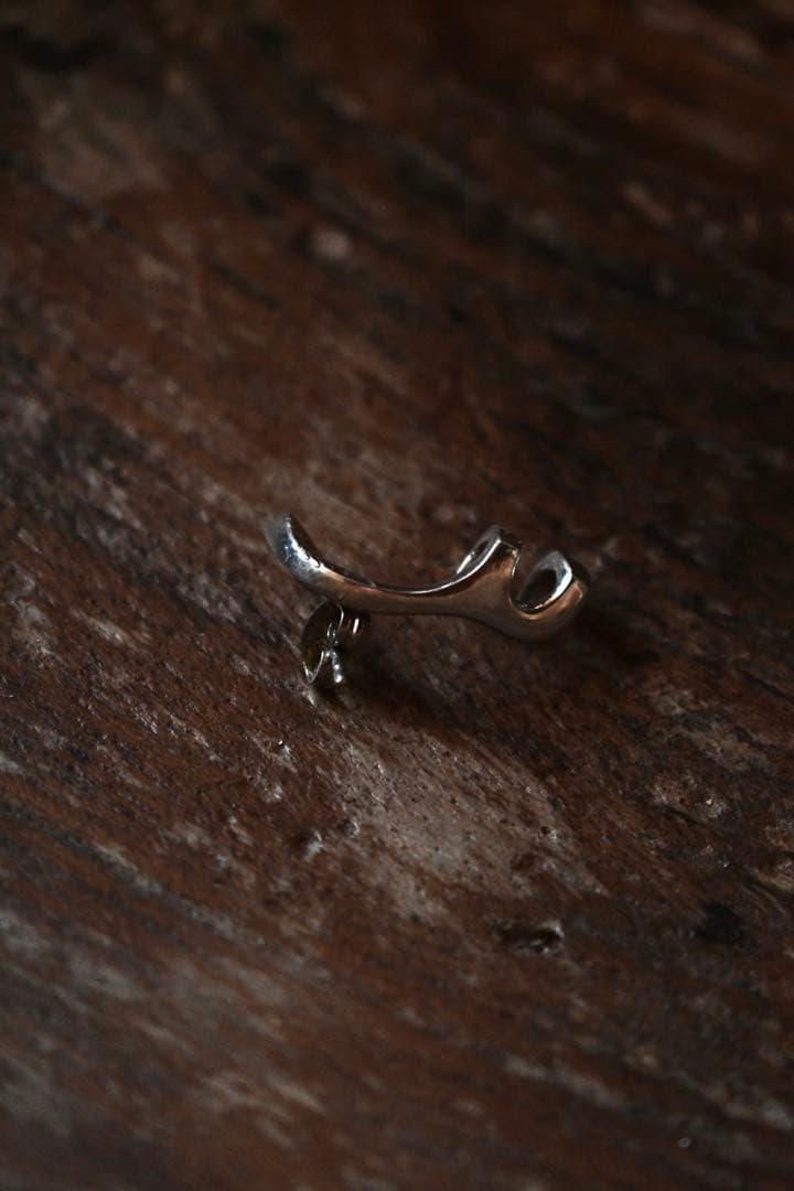 Node by Kudo Shuji ピアス　Iolom detaj ユリウス