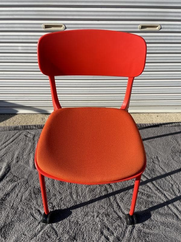 【美品】オカムラ　8124RL FPE8　6脚セット　座パッド・キャスター付