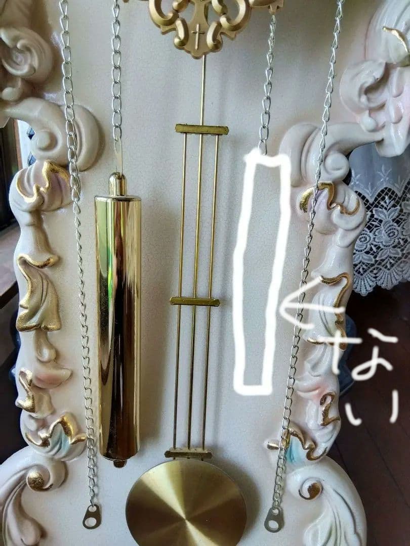 クラシックスロココタイル 掛時計 アイボリー ゴールド