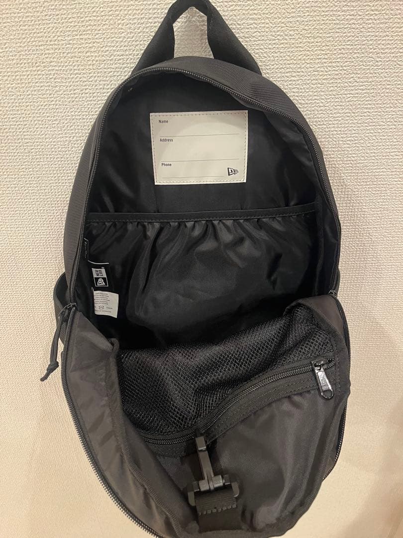 【ここ】NEW ERA × familiar リュックサック