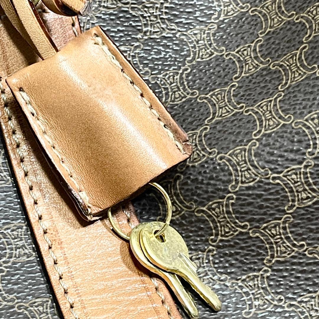 【ロッピー】　セリーヌ ボストンバック マカダム柄 トリオンフ 南京錠￼