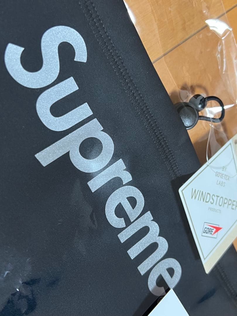 小物 25FW Supreme Windstopper Neck Gaiter