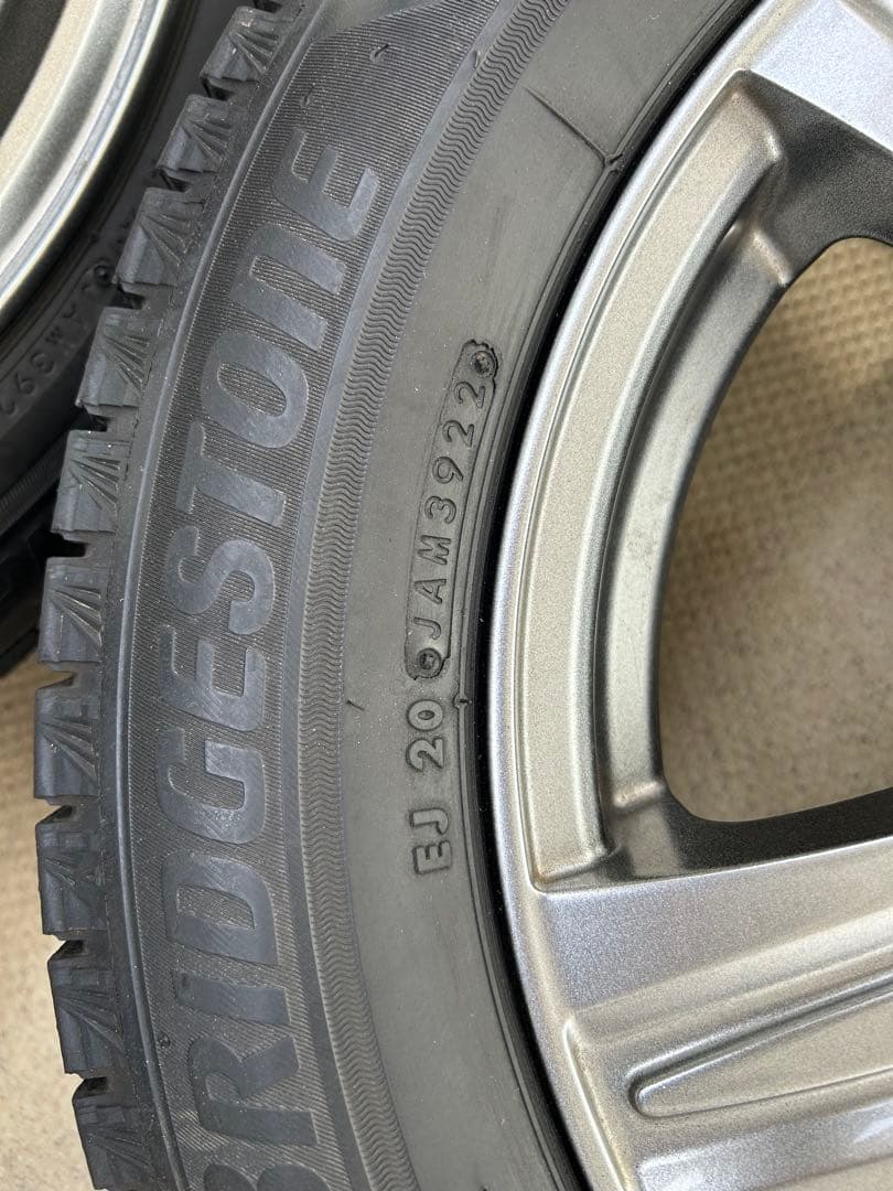 ブリザックVRX3 205/60R16 スタッドレスホイールセット