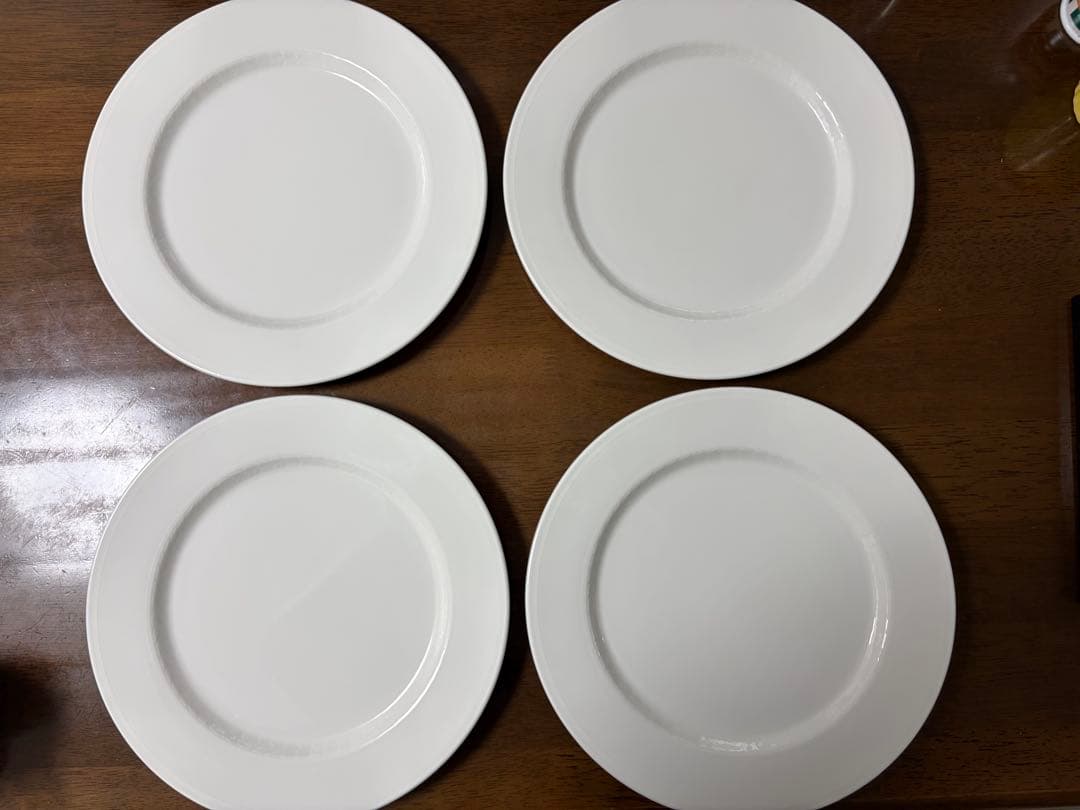 ビレロイ & ボッホ MILLENIA ディナープレート　　4枚