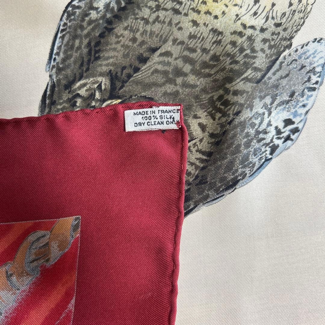 HERMÈS Chasse à Vol シルクスカーフ