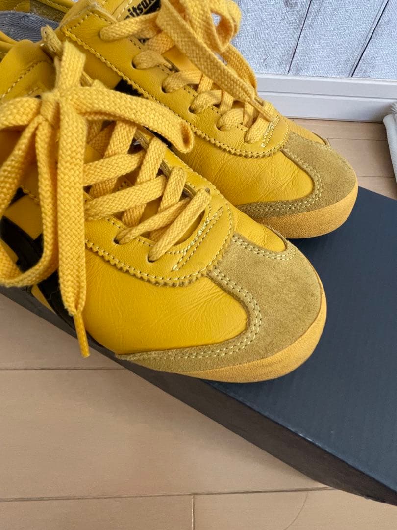 靴 Onitsuka Tiger Mexico 66 / yellow