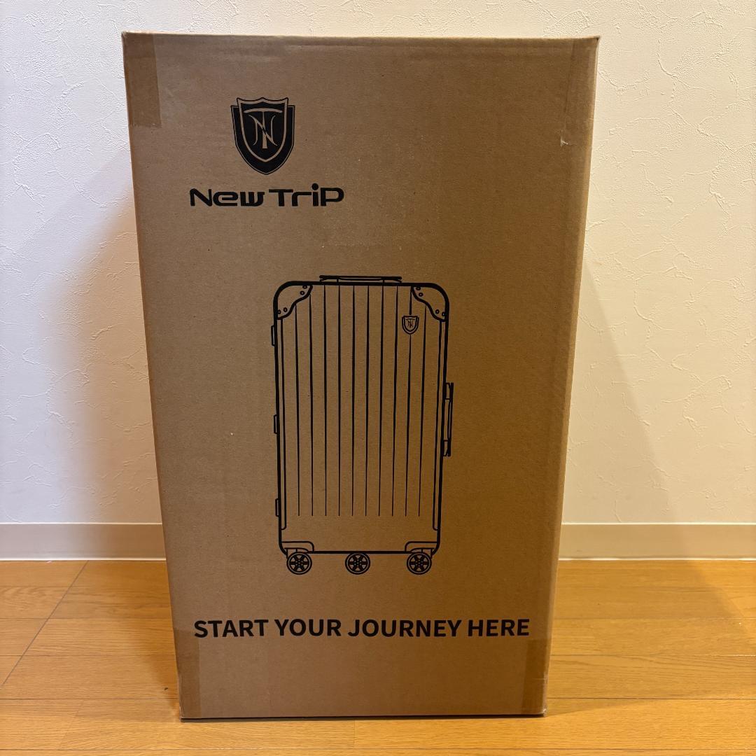 新品半額 日本ブランド スーツ キャリーケース Mサイズ 68L シルバーグレー