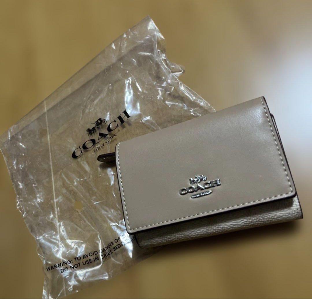 d*n様 新品未使用　COACH　折り財布　マイクロウォレット　ベージュ