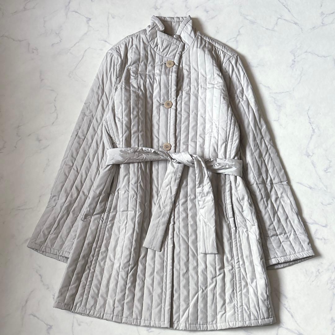 大きいサイズ最高級白タグ【Max Mara】ハイネックベルテット中綿コート　XL