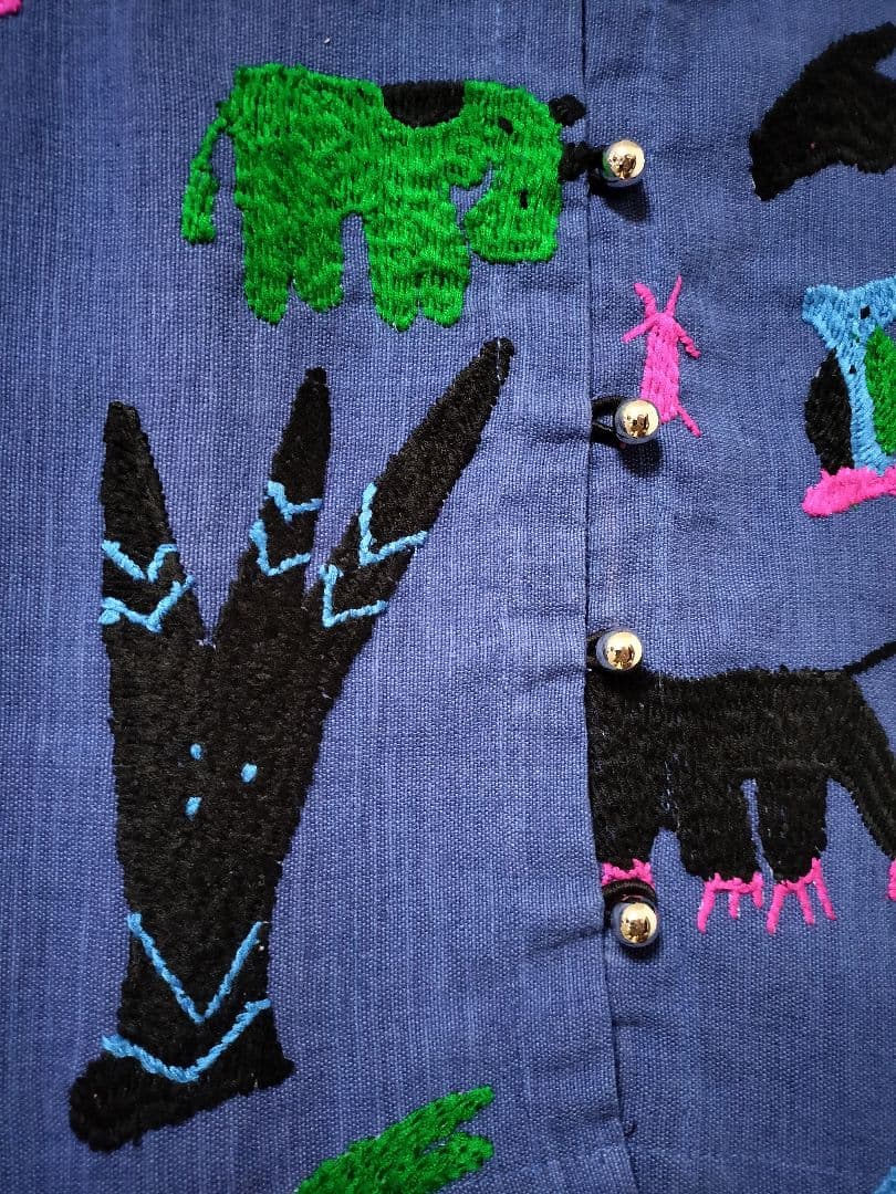 エスニック　トップス　半袖　ナカ族手刺繍衣類　新品　タイ製1