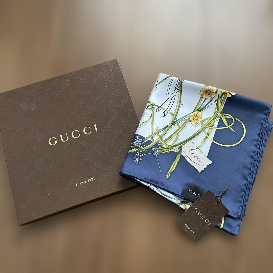 GUCCI スカーフ　ストール　グッチ　フローラ　花柄　ボタニカル　シルク