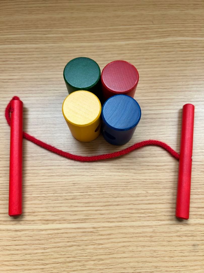 Naef ネフ社 シグナ Signa ひも通し　積み木