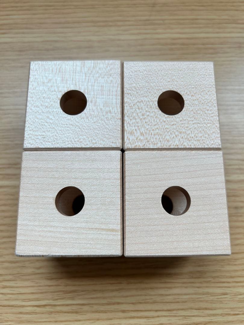 Naef ネフ社 シグナ Signa ひも通し　積み木